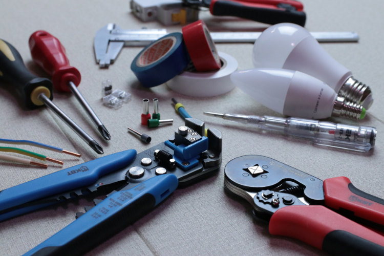 Emergency electrician services by Surrey Electrical & Fire